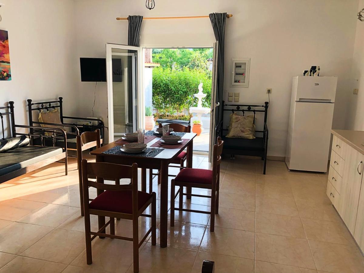Potami Appts Appartement Áno Yerakaríon Buitenkant foto